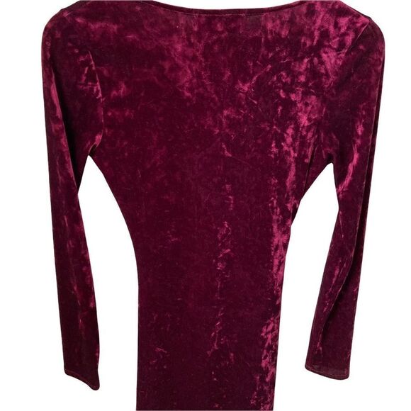 Fab'rik Burgundy Red Velvet V-Neck Long Sleeve Mini Dress in Size Small - Picture 7 of 10